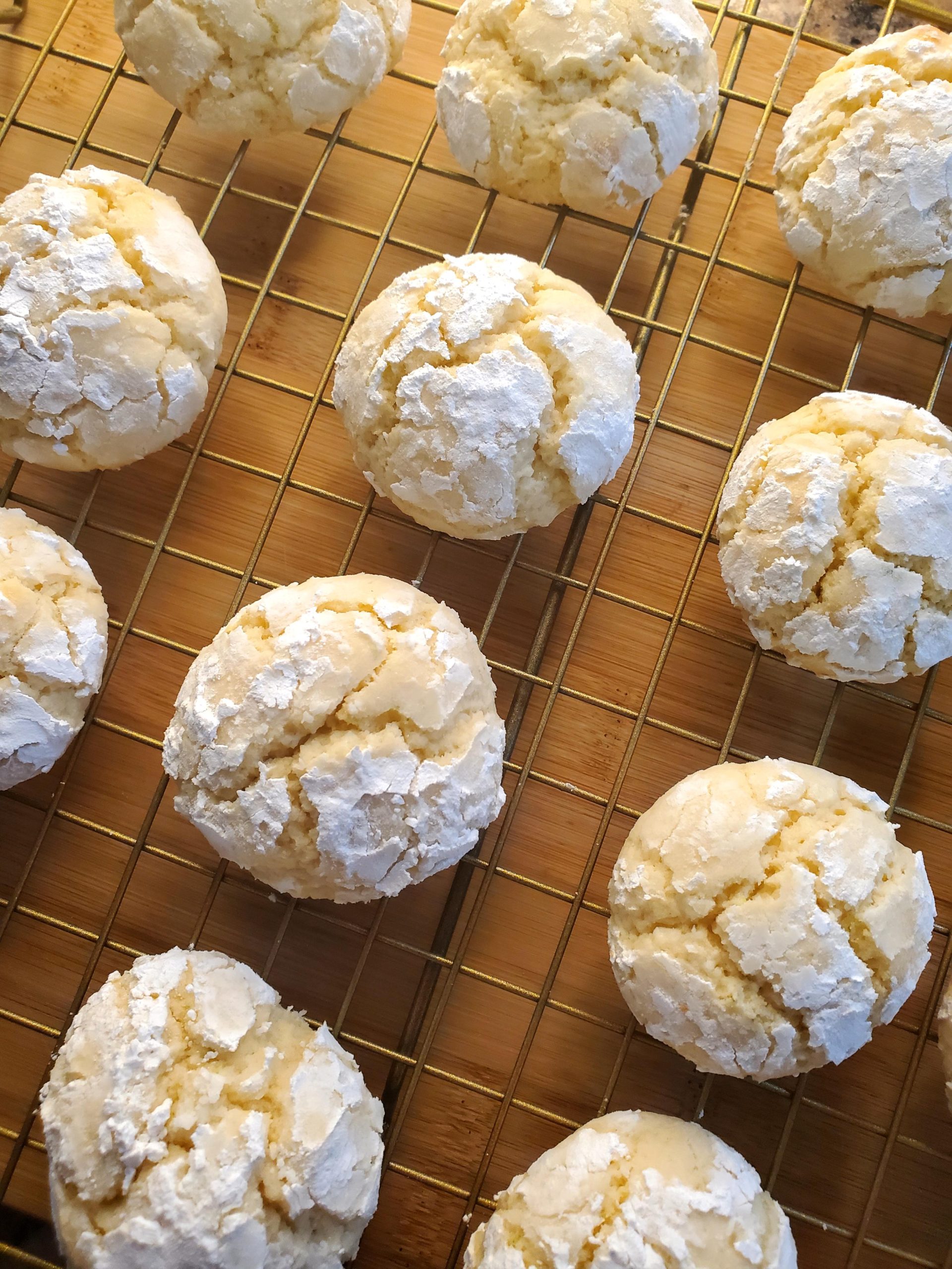 Lime Coconut Crinkle Cookies