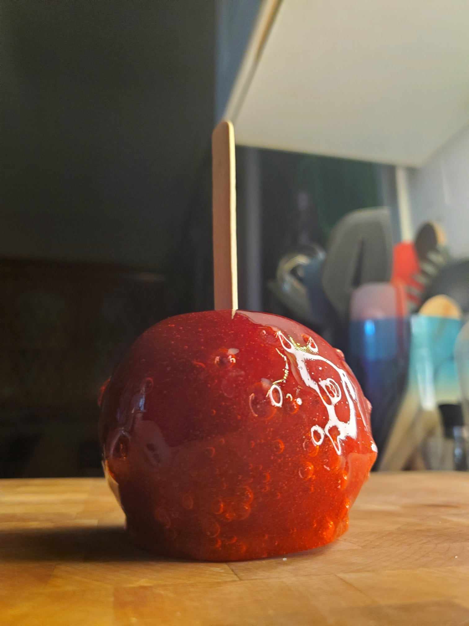 Old-fashioned Candy Apples